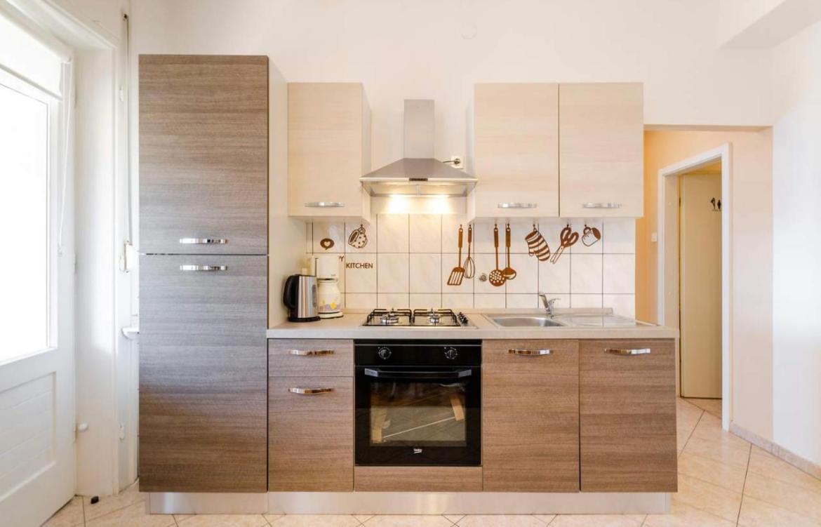 Apartments Tatjana Цриквеница Экстерьер фото