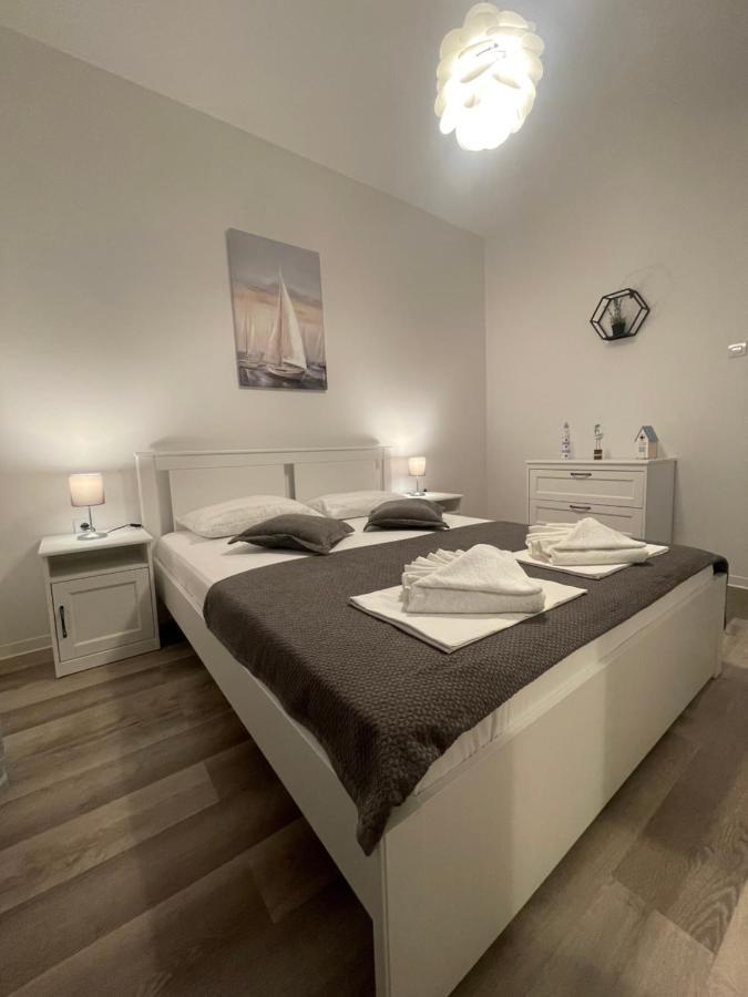 Apartments Tatjana Цриквеница Экстерьер фото