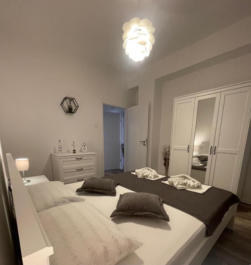 Apartments Tatjana Цриквеница Экстерьер фото